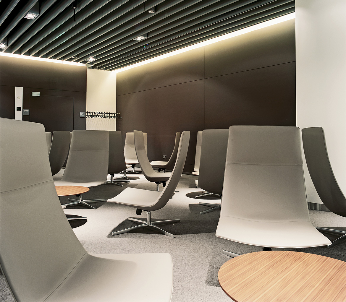 开云（中国） - 桌几|咖啡桌|办公家具|设计师家具|Eolo 茶几/咖啡桌